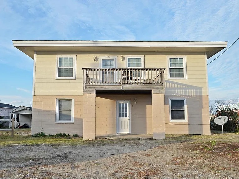 108 West Bogue Boulevard - 1