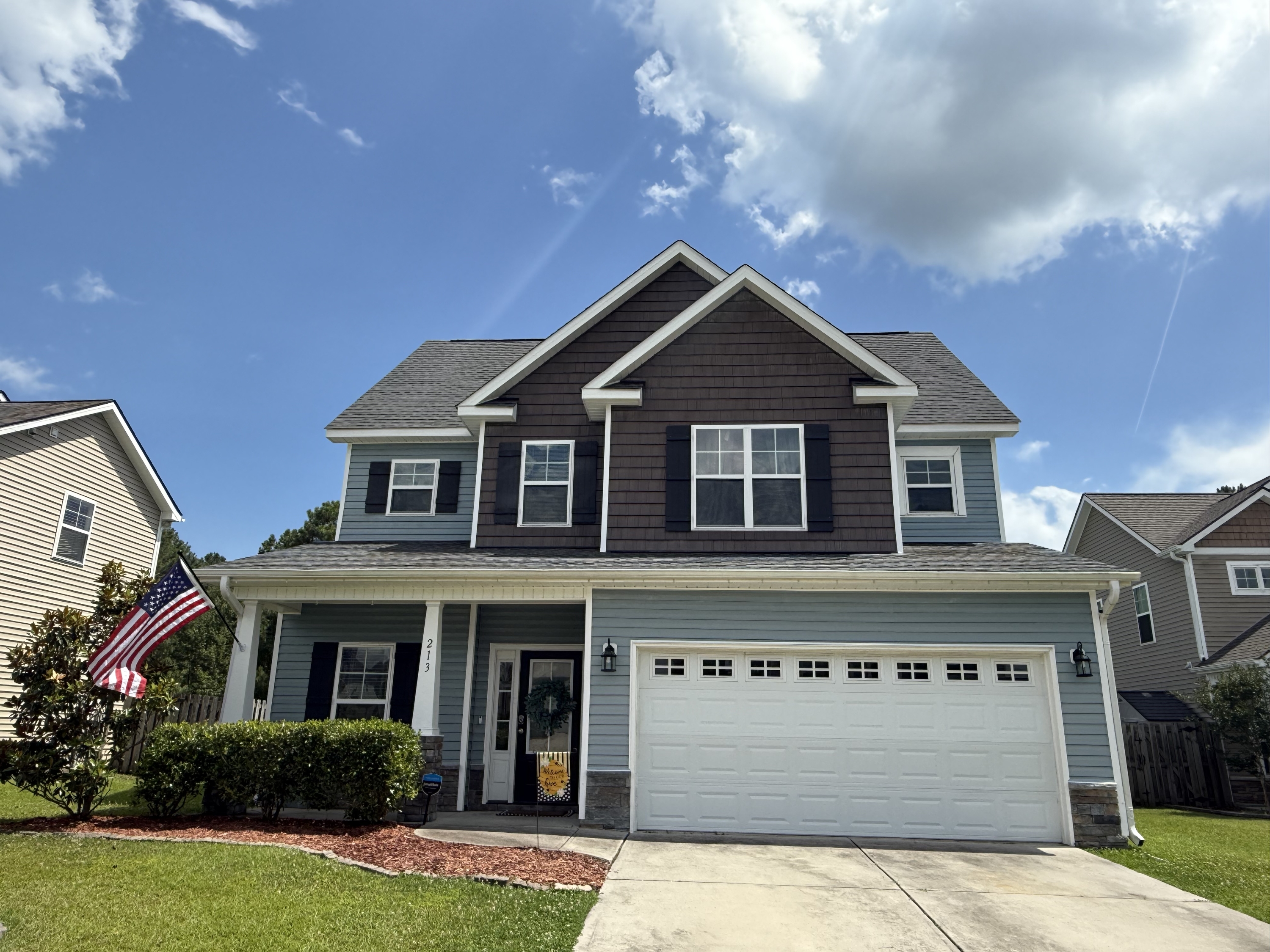 213 Admiral Court