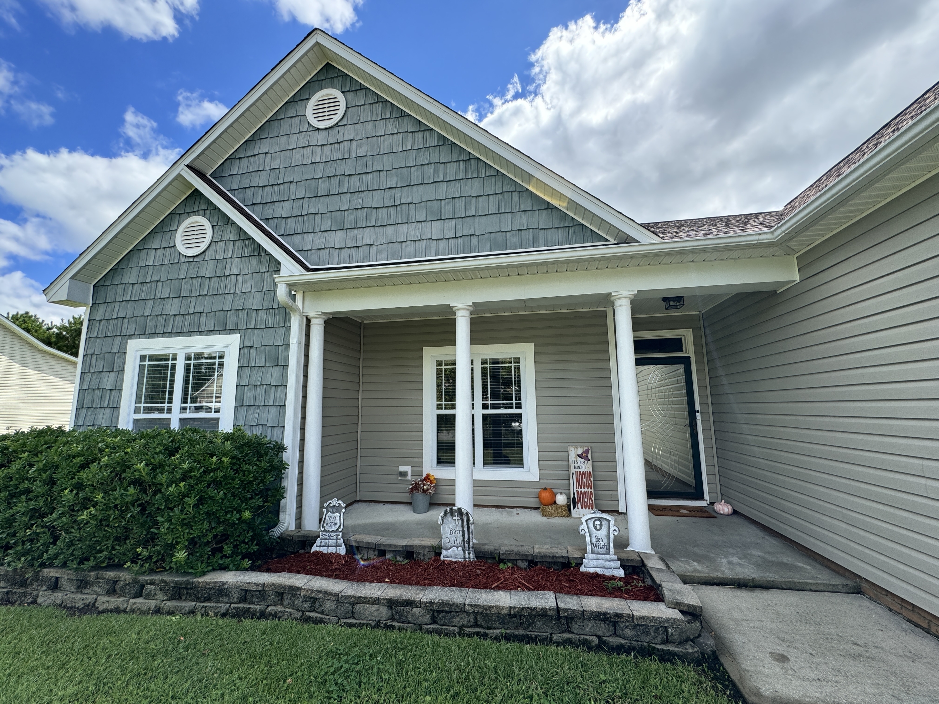 302 Wynbrookee Lane