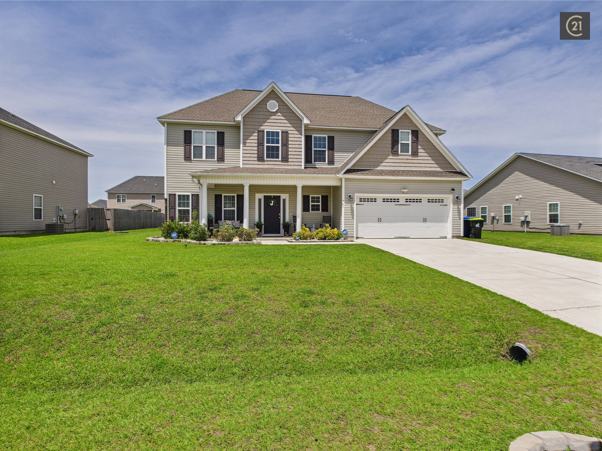 Property main image